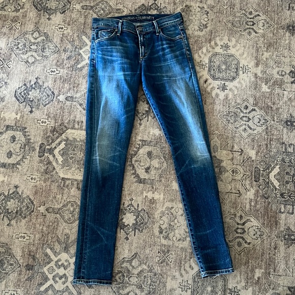 Citizens of Humanity by Jerome Dahan - Picture 1 of 4